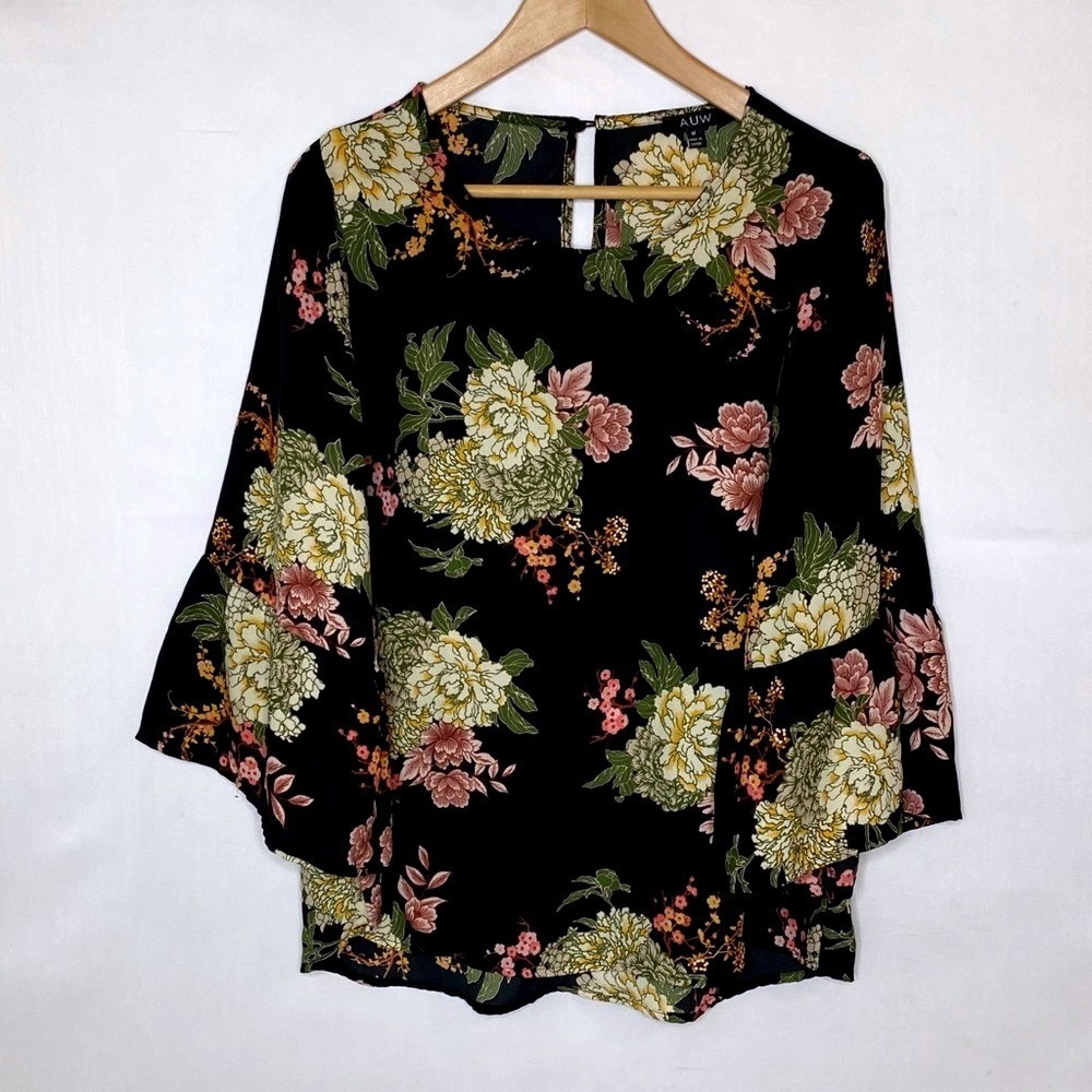 AUW Black Floral Bell Sleeve Blouse Shirt Medium Cottagecore Whimsigoth‎